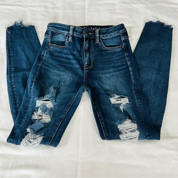 American Eagle Distressed Super High Rise Jeggings - Picture 1 of 4